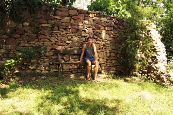 Balaton-felvidék Isten háta mögötti szegletében Halász Levente